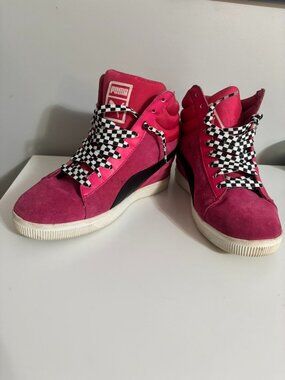Puma Classic Wedge Suede Sneaker with Custom Laces- Size 8.5